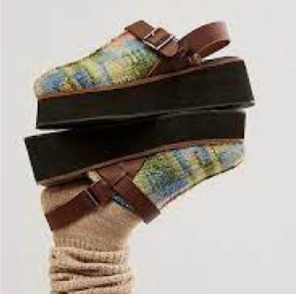🆕 Free People Astrid Platform Mule in Blue Motif. Size 10. New in box - Picture 3 of 14
